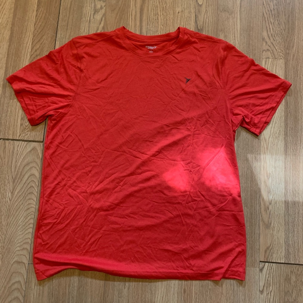 old navy athletic tee